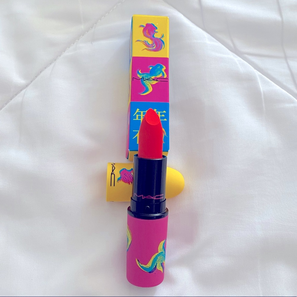 MAC Cosmetics Moon Masterpiece Powder Lipstick
